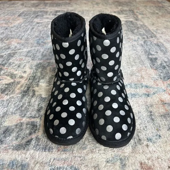 UGG Classic Short Black Metallic Silver Polka Dot Boots 1093813k Womens Kids 4