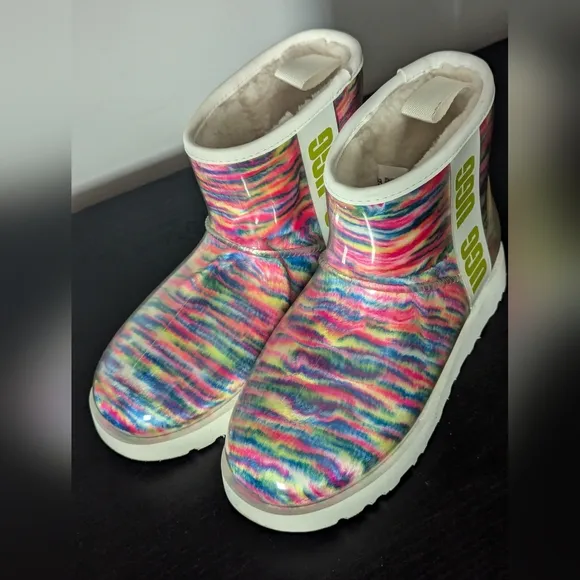 UGG Classic Waterproof Clear Mini Pixelate Boots Multicolor size 6