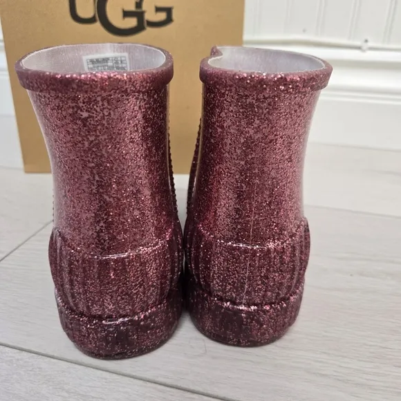 UGG Drizlita Glitter Kids Boots Sz 4