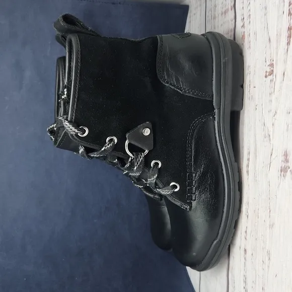 UGG | EUC Hapsburg Hiker Boots Women's Black Lace Up Zipper Closure Pull Tab 6