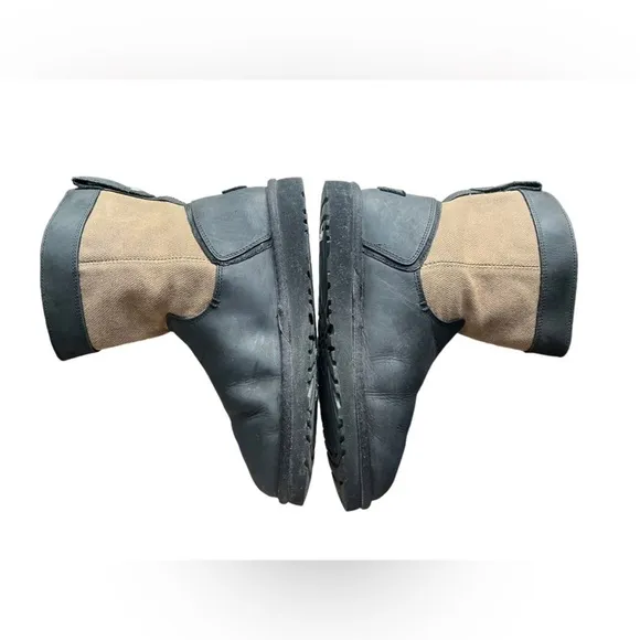 UGG Kids K LOCKIE Boots Black Brown Winter Outdoor Size 4