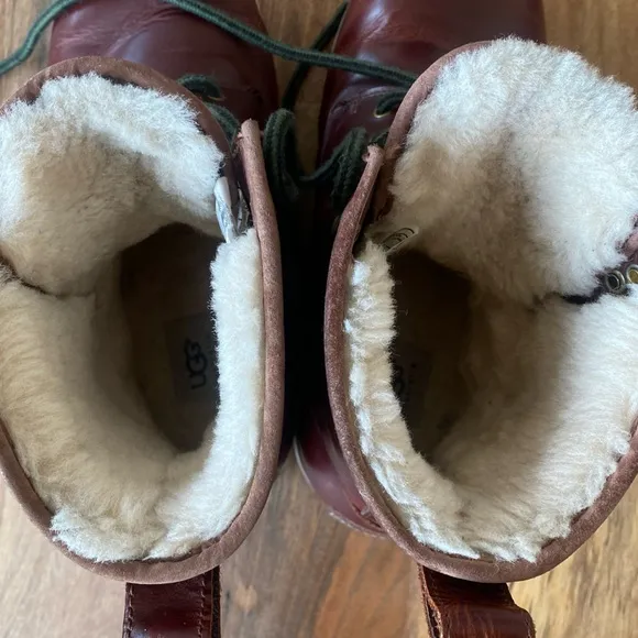 UGG Mens Hannen Waterproof Boots in Cordovan