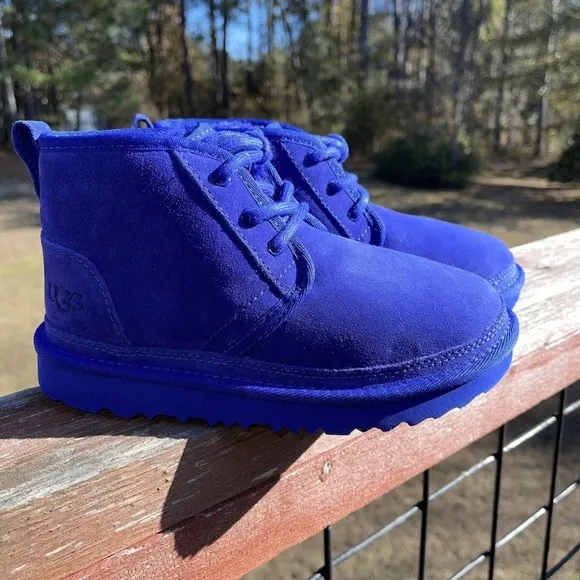 UGG Neumel II Chukka Shoes 1017320 Kids Size 1 Purple