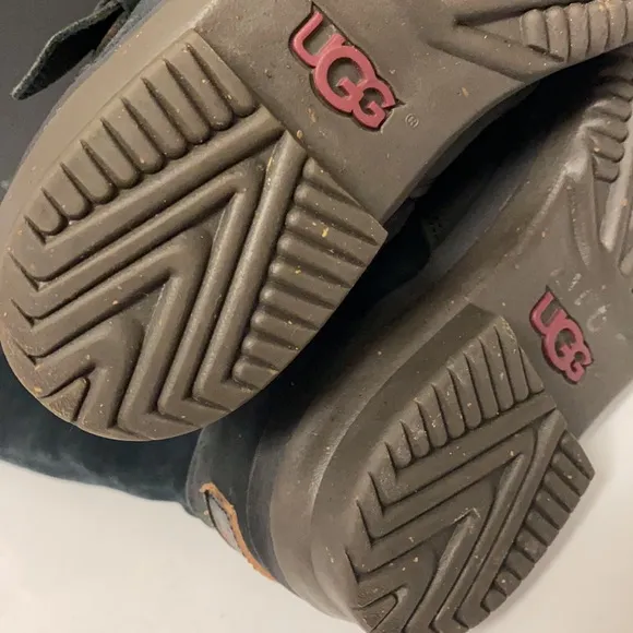 UGG Suede Boots Waterproof Calf High Zip Side Sz 6