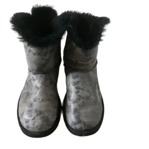 UGG women’s boots size 6 mini Bailey bow snake print sheepskin casual booties