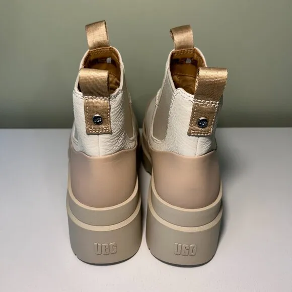 UGG Women's Brisbane Chelsea Boots