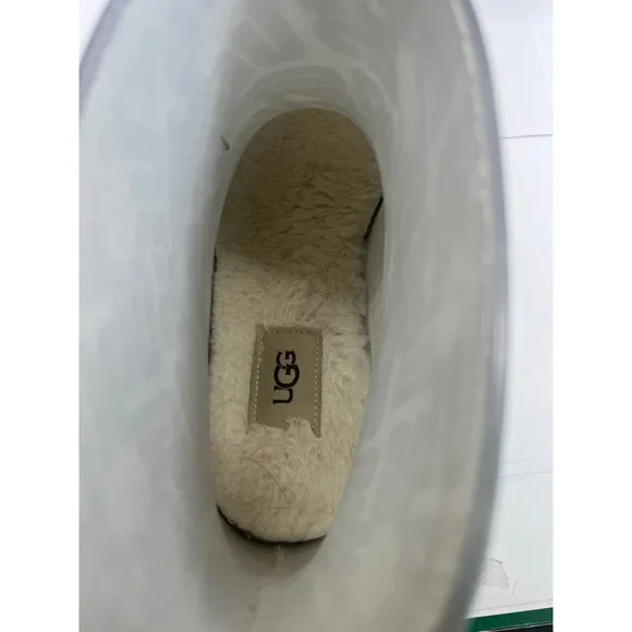 Ugg Womens Drizlita Graphic Monogram Rain Boot Size 9 US Beige Gray Logo