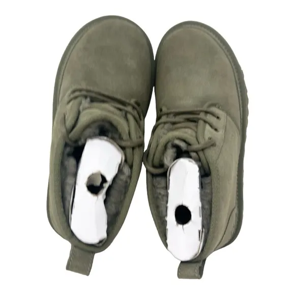 UGG Women’s Neumel Fully Lined Suede Boots 1094269 Olive Size 6