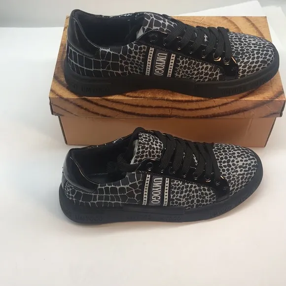 UMYOGO Men's Casual Shoes Fashion Sports Skateboard Shoes Comfort Walking Sz 7