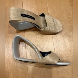 United Nude Mobius slip on sandals hollow heel 40 9