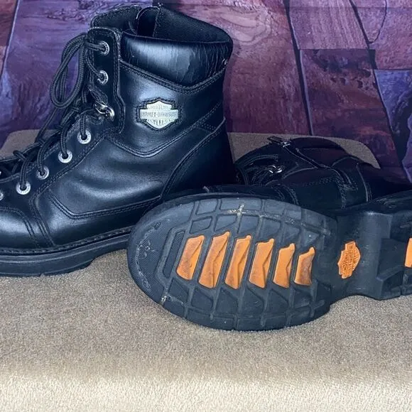 Used Harley Davidson riding boots in size 8 1/2