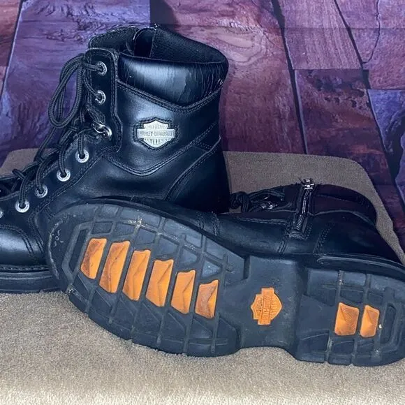 Used Harley Davidson riding boots in size 8 1/2