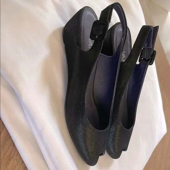 VANELI BLACK SHIMMERY WEDGE SANDALS.   PRETTY SQUARE BUCKLE.   NEW IN BOX