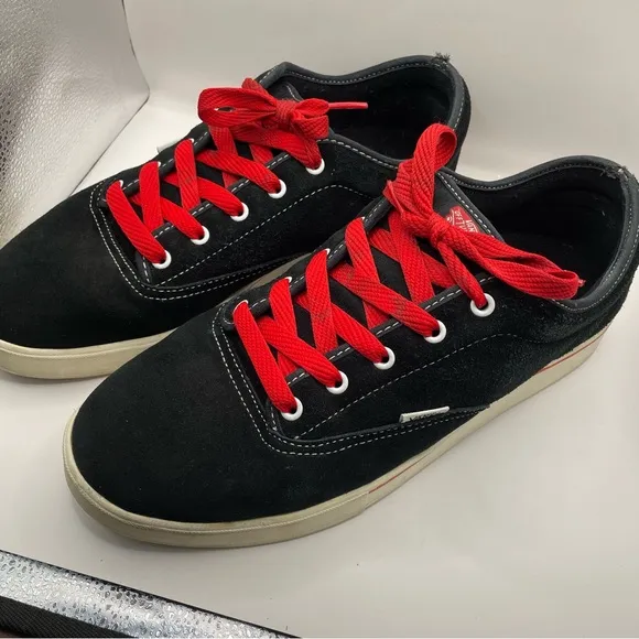 Vans AV Era Black Suede Skate Shoes Men's 13 (Original Box)
