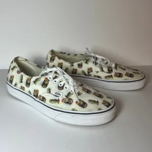 Vans “Drained and Confused” Pineapple White Sneakers. M 9.0, W size 10.5. Unisex