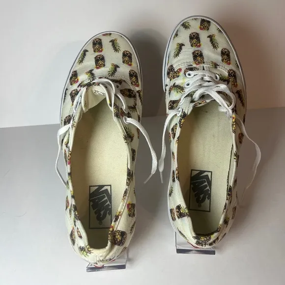 Vans “Drained and Confused” Pineapple White Sneakers. M 9.0, W size 10.5. Unisex