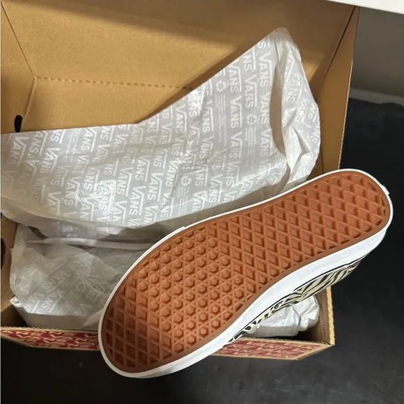 Vans Era Safari skate shoes