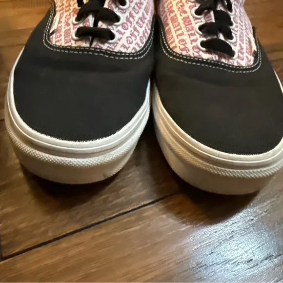 Vans Era Vans Off The‎ Wall Black Carmine Rose VN0A38FRT8T Men 9.5 Women 11
