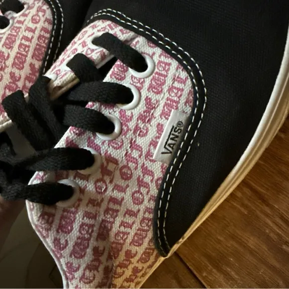 Vans Era Vans Off The‎ Wall Black Carmine Rose VN0A38FRT8T Men 9.5 Women 11