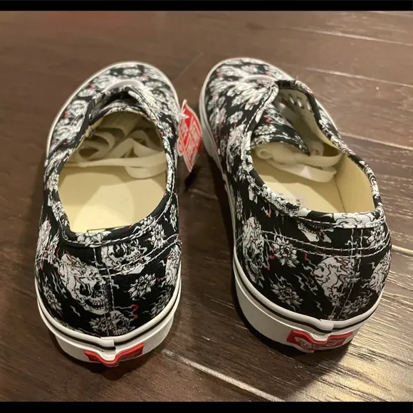 💀☠️Vans flash skull Sz. 10 (NEW / NO BOX)☠️💀