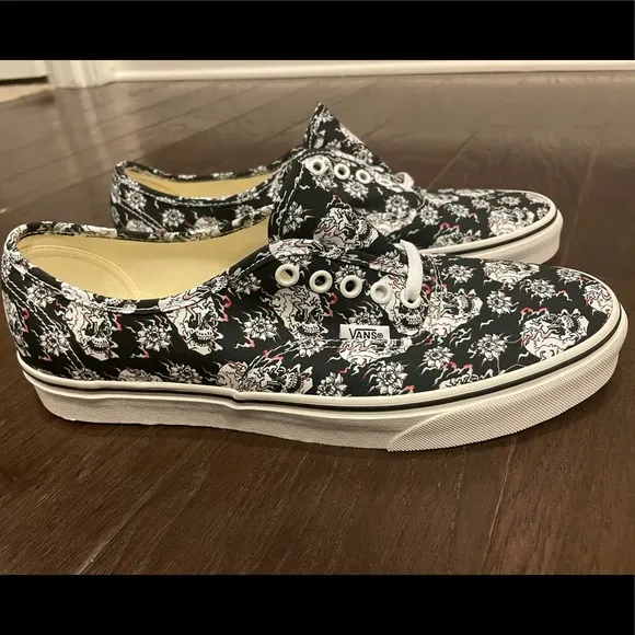 💀☠️Vans flash skull Sz. 10 (NEW / NO BOX)☠️💀