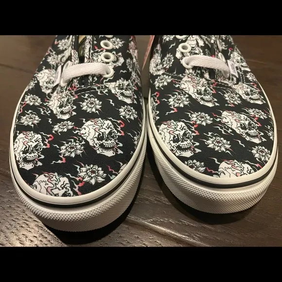 💀☠️Vans flash skull Sz. 10 (NEW / NO BOX)☠️💀