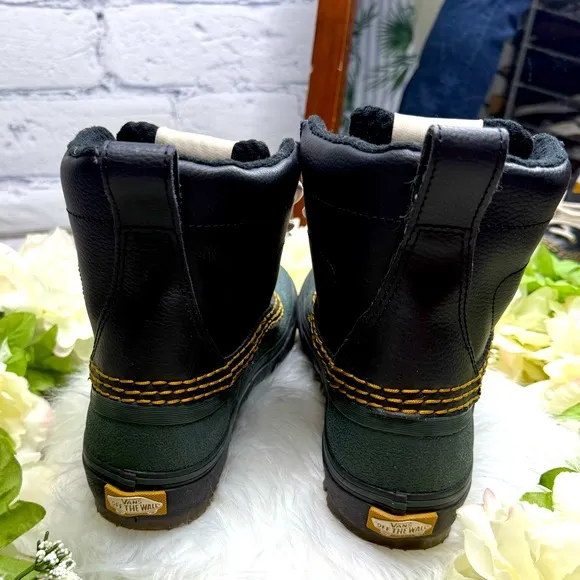 Vans Green and Black MTE Standard Mid Waterproof Boots