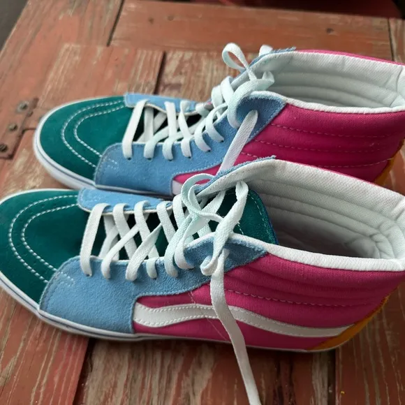 Vans Men's SK8-HI Multi-Color Sneakers