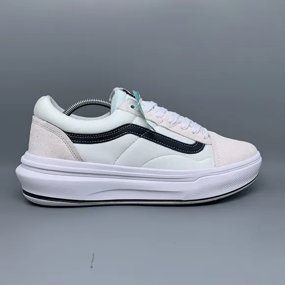 Vans Old Skool Overt CC Skate Shoes Men's Sz 11 NWT