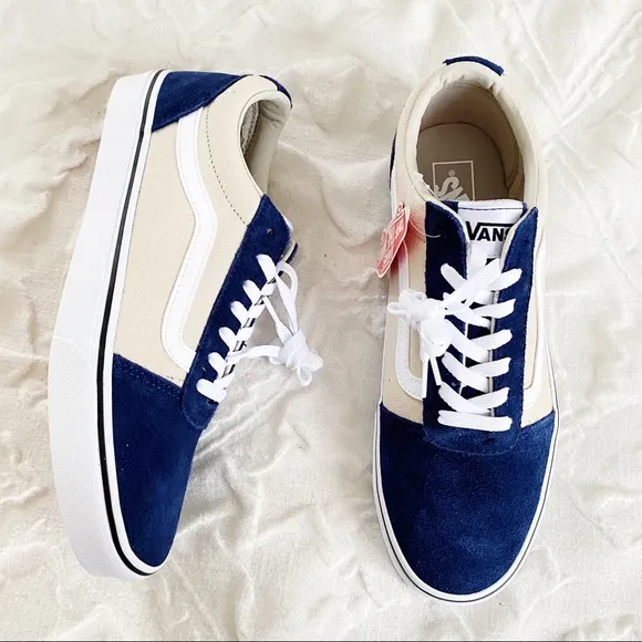 Vans Retro Blue Suede Sneakers New