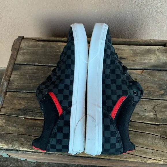 Vans Seldan Skate Shoes