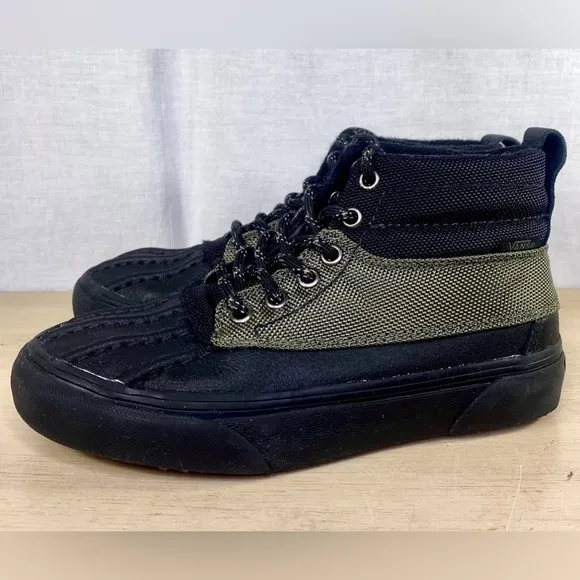 Vans Sk8-Hi Del Pato MTE Black Size 3.5 VN0A34962UI Waterproof Rain Boots