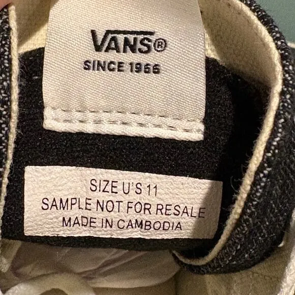 Vans - Sk8-Hi Tapered Threaded Denim Black/White High Top Sneakers- Size 11