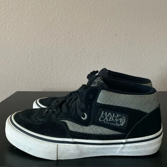 VANS Skate Half Cab Shoes Mid Top Men's SZ 6.5