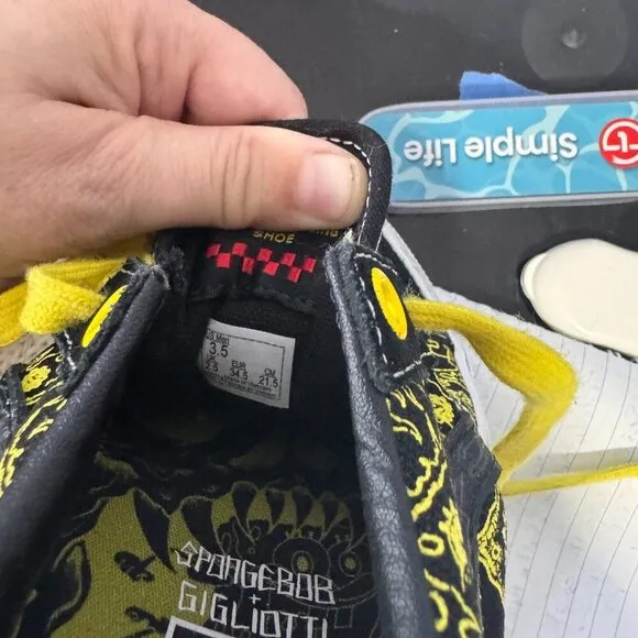 VANS SKATE OLD SKOOL (SPONGEBOB) Kids Size 3.5 Youth