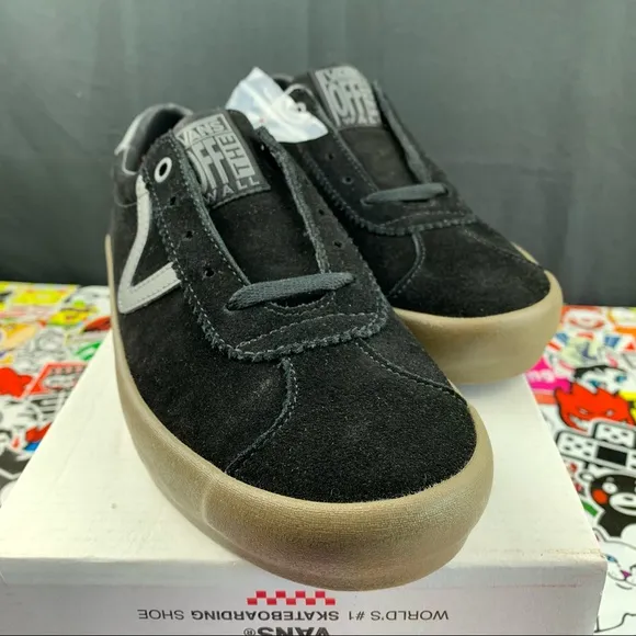 Vans Skate Sport Black Suede Gum 9 Womens