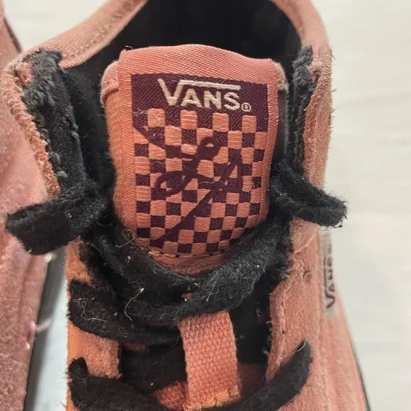 VANS The Lizzie Rosette Sk8-Hi Womens 6.5 Suede EcoCush Skate Sneakers Shoes Box