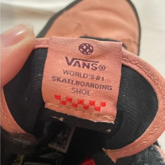 VANS The Lizzie Rosette Sk8-Hi Womens 6.5 Suede EcoCush Skate Sneakers Shoes Box