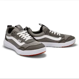 Vans ultra range skate shoes gray