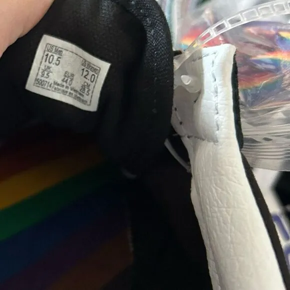 Vans UltraRange EXO Pride Black &amp; White Shoes New In Box