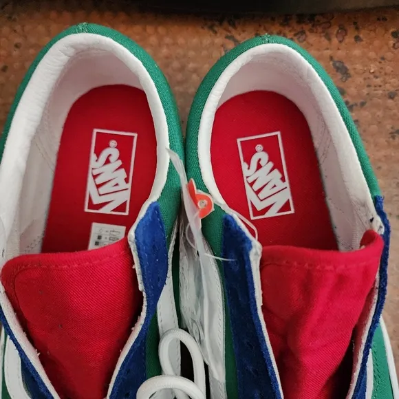 Vans Unisex Old Skool Yacht Club Skate Shoes in Blue/Green/Yellow/Red