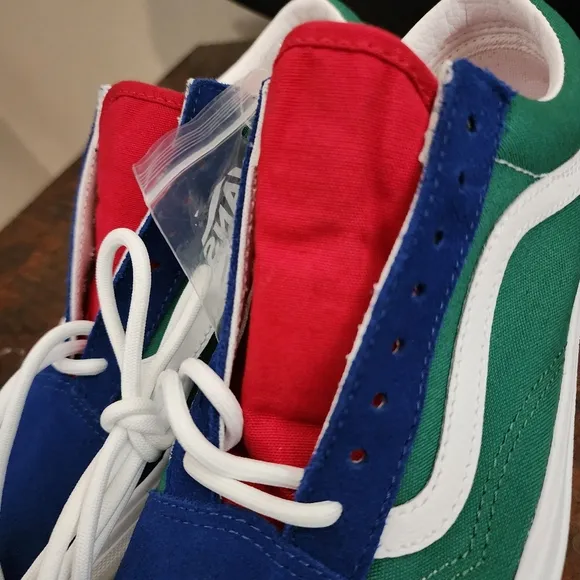 Vans Unisex Old Skool Yacht Club Skate Shoes in Blue/Green/Yellow/Red
