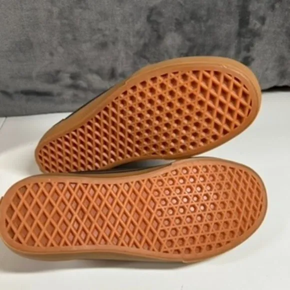 Vans Ward Low-Top Skate Sneakers Brown Gum‎ Sole Casual Shoes Kids Size 7