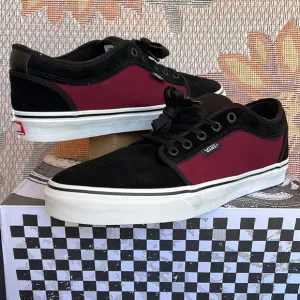 Vans WMNS Skate Chukka Low Port/BlackVN0A4BX402YSneakers - athletic shoes