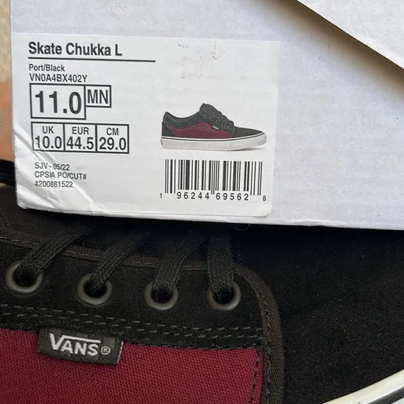 Vans WMNS Skate Chukka Low Port/BlackVN0A4BX402YSneakers - athletic shoes