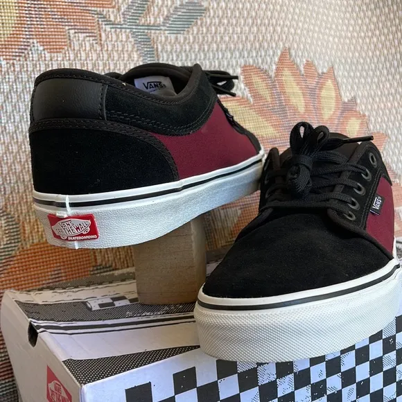 Vans WMNS Skate Chukka Low Port/BlackVN0A4BX402YSneakers - athletic shoes