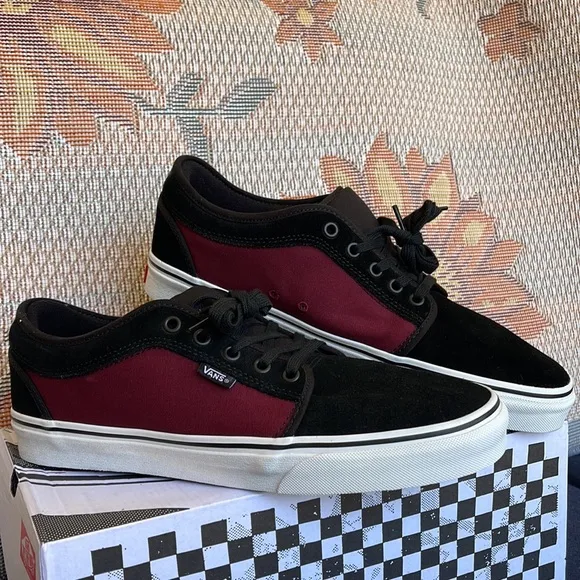 Vans WMNS Skate Chukka Low Port/BlackVN0A4BX402YSneakers - athletic shoes