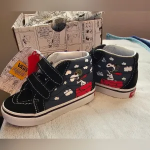 Vans x Peanuts SK8-Mid Reissue V Skate Shoes Sneakers Snoopy Toddler Size 6