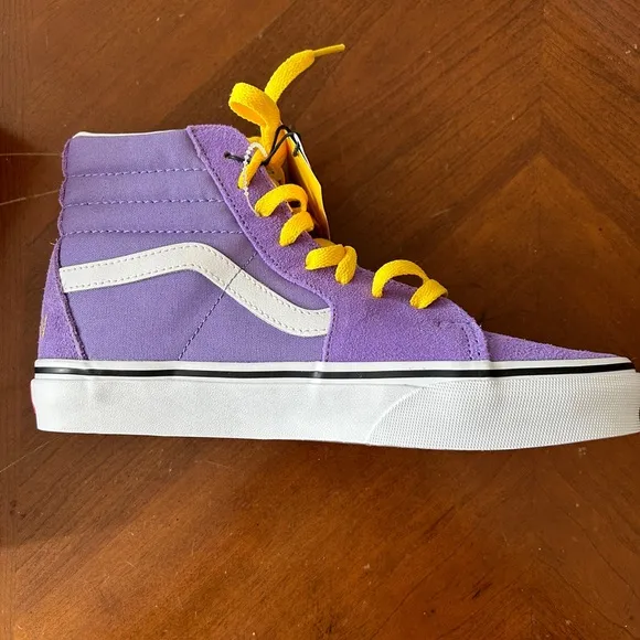 Vans x The Simpsons ™️ Lisa Simpson Sneakers | Size 8 Women’s New In Box