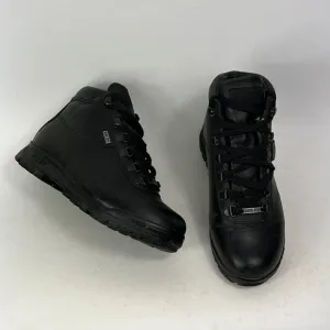 Vasque black leather thinsulate lined gore Tex athletic hiking boots youth 4